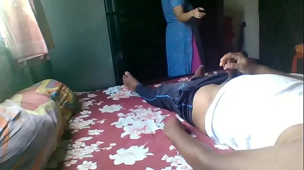 Flashing on real Indian maid with twist